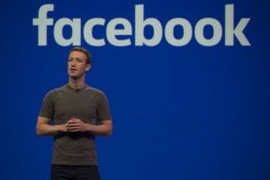 التقارير الاعلامية الامريكية  تصرح بان لفيس بوك  يواجه أكبر أزمة في تاريخه