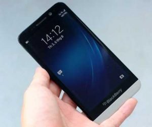 احدث هواتف المحمول BlackBerry-Z30
