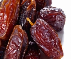 فائدة التمر للجسم وتناول 7 تمرات علي الريق كل يوم ولا تصدق النتيجة بعد شهر