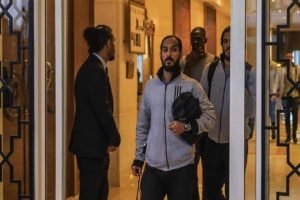 عاجل| جماهير الترجي تعتدي على حافلة الأهلي.. وإصابة هشام محمد في وجهه.. صور