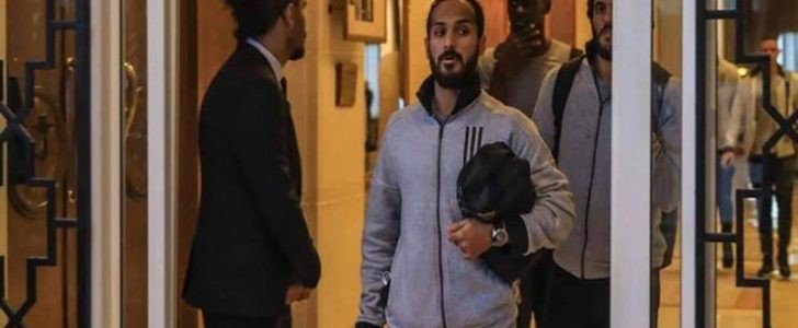 عاجل| جماهير الترجي تعتدي على حافلة الأهلي.. وإصابة هشام محمد في وجهه.. صور