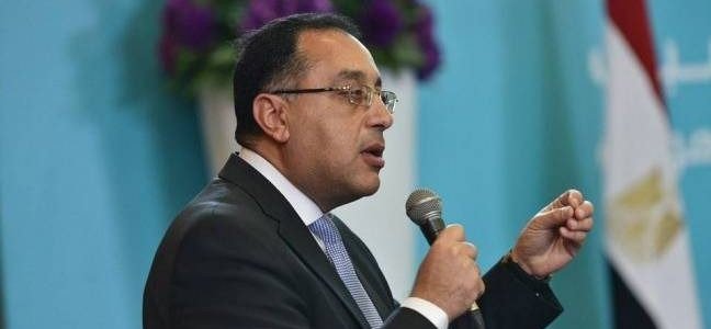 مدبولي يناقش تطوير شركات الأدوية التابعة لقطاع الأعمال العام