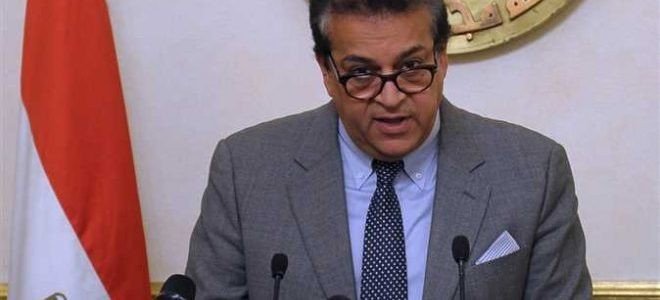 وزير التعليم العالي يباشر تنفيذ 8 مجمعات تكنولوجية في الجامعات الإقليمية